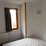 Apartman Spacieux A Avec Piscine Et Parking - Fr-1-814-146