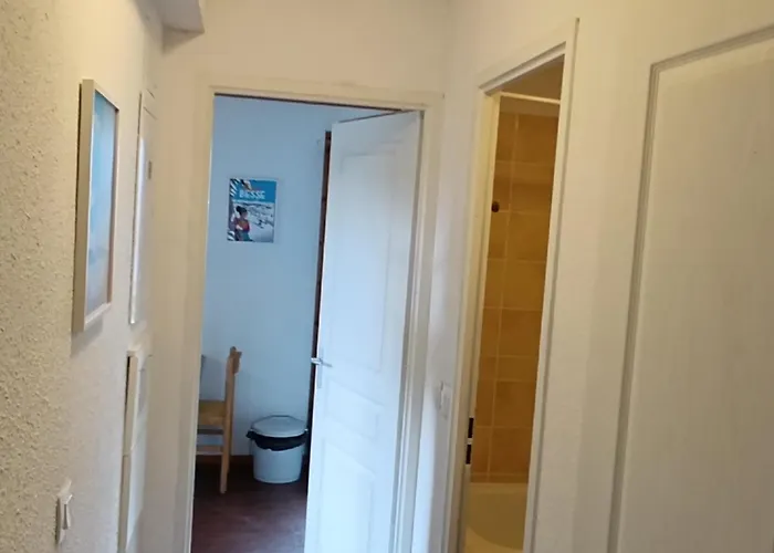 Spacieux à Pour 4 Personnes Avec Parking - Fr-1-814-146