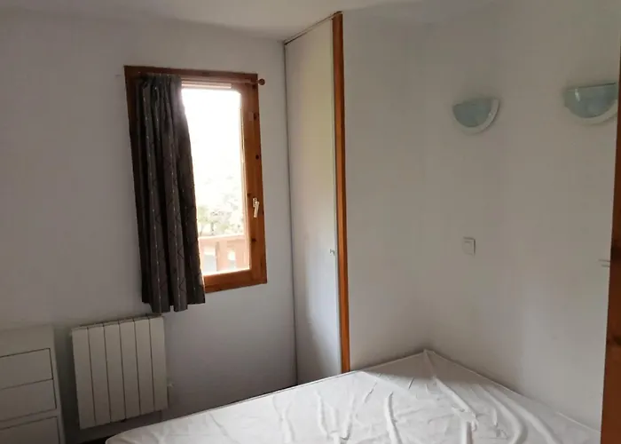 Appartement Spacieux à Pour 4 Personnes Avec Parking - Fr-1-814-146